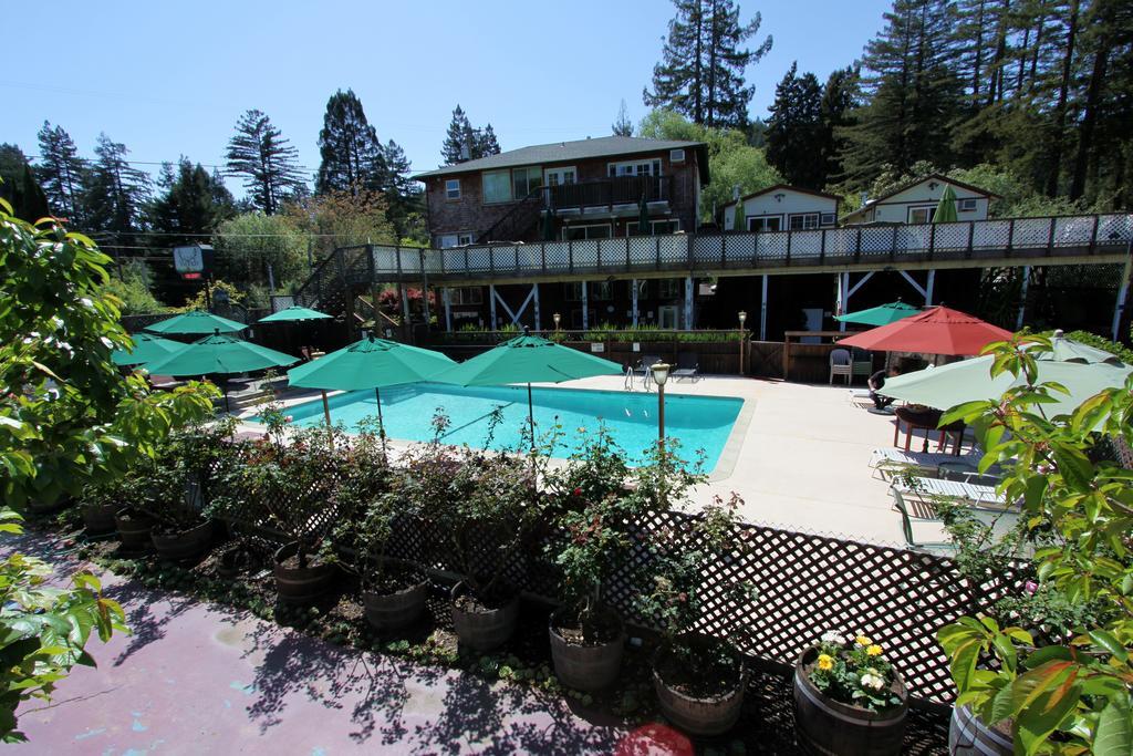 The Woods Hotel - Gay Lgbtq Cabins Guerneville Extérieur photo