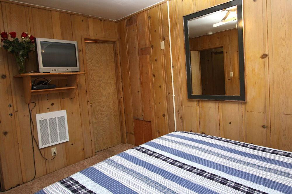 The Woods Hotel - Gay Lgbtq Cabins Guerneville Extérieur photo