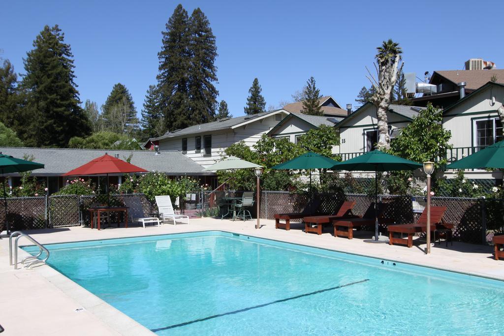 The Woods Hotel - Gay Lgbtq Cabins Guerneville Extérieur photo